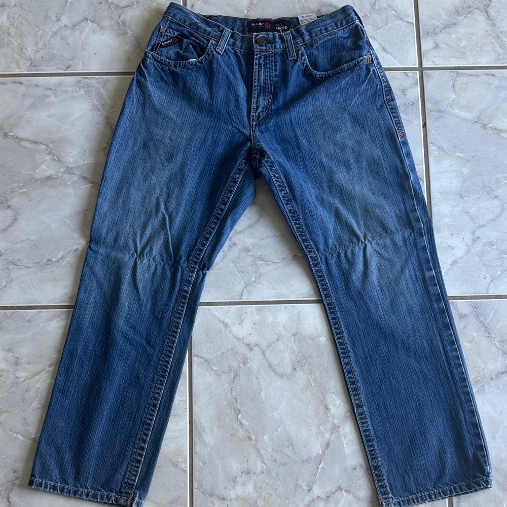 Ariat Men's Straight Blue Jeans m3 loose fit FR 34x32